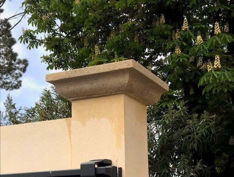 réalisation d'un chapiteaux en pierre 